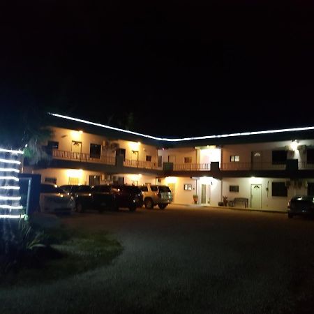 Lee'S Comfort House Chalan Kanoa Ngoại thất bức ảnh
